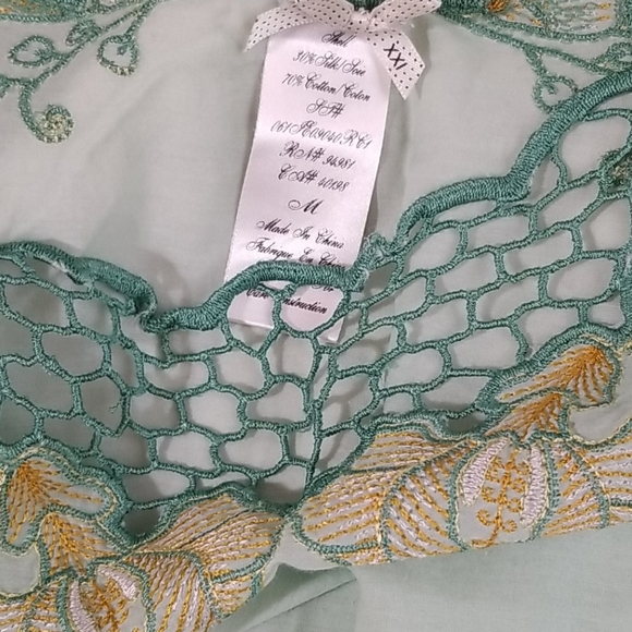 XXI medium blouse - Picture 2 of 5